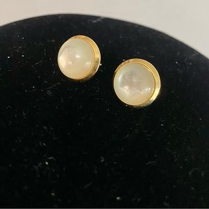 Gold Studs w/OffWhite Stone